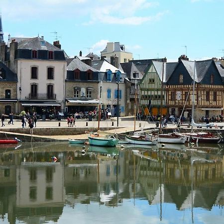 Tres Bel Appartement Avec Superbe Vue Sur Le Port De Saint Goustan 오레 외부 사진